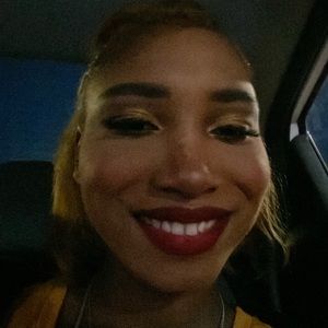 Meet your Posher, Armani